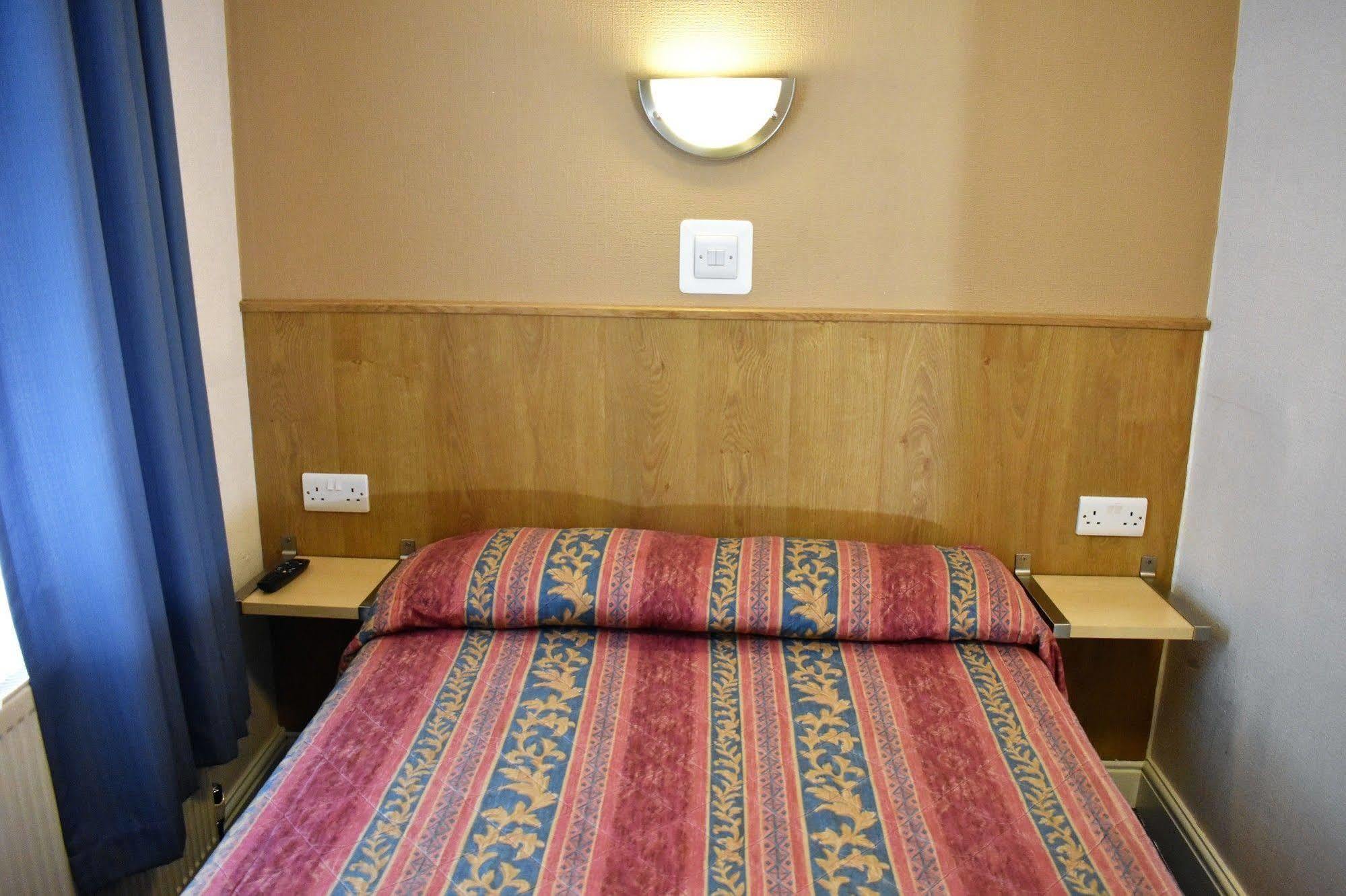 Macdonald Hotel London Eksteriør bilde